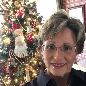 Meet your Posher, Donna